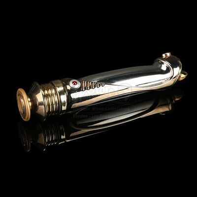 STAR WARS: REVENGE OF THE SITH (2005) - Darth Sidious' (Ian McDiarmid) Hero Lightsaber