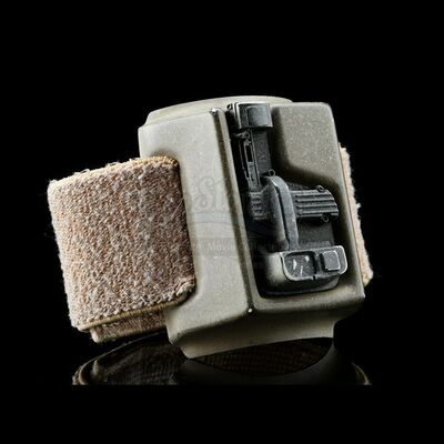 STAR WARS: RETURN OF THE JEDI (1983) - Rebel Wrist Communicator