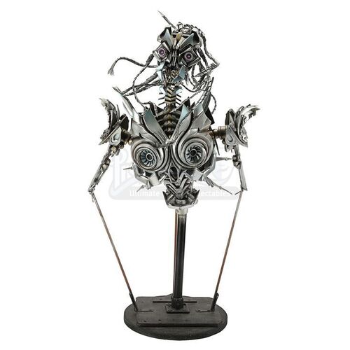 TRANSFORMERS: REVENGE OF THE FALLEN (2009) - Alice Decepticon Pretender Rod Puppet