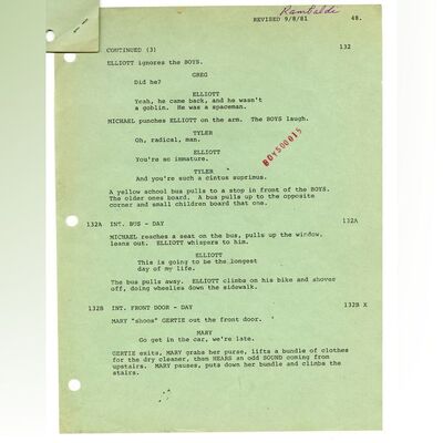 Lot # 253: E.T. THE EXTRA-TERRESTRIAL (1982) - Revised Script Packet