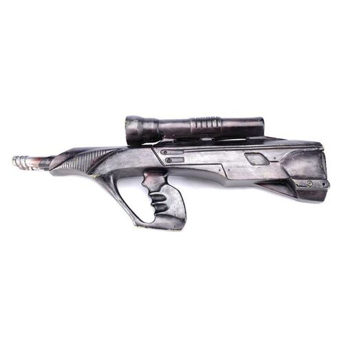 Lot # 269: FARSCAPE (1999) - Peacekeeper Pulse Rifle
