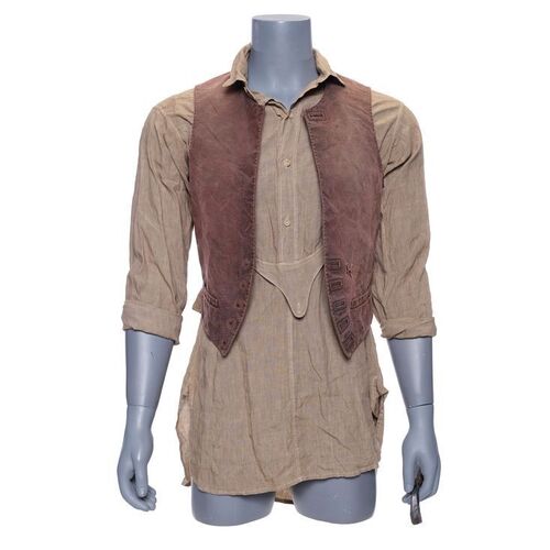 Lot # 297: GANGS OF NEW YORK (2002) - William "Bill the Butcher" Cutting's (Daniel Day-Lewis) Death Costume Components and Knife