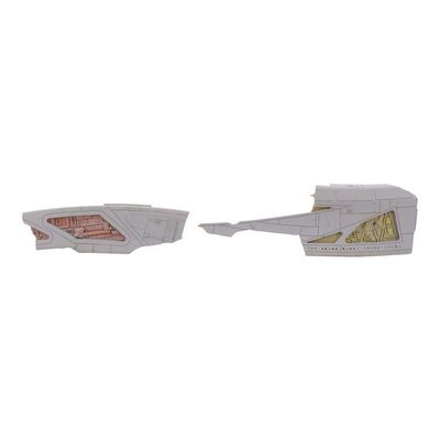 Lot # 746: STAR TREK: DEEP SPACE NINE (T.V. SERIES, 1993 - 1999) - Deep Space 9 (Terok Nor) Station Model Miniature Pylon and Ring Pieces