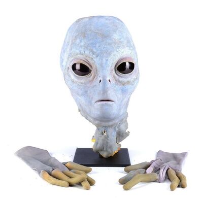 Lot # 1030: X-FILES, THE (T.V. SERIES, 1993 - 2018) - Colonist Mask and Gloves