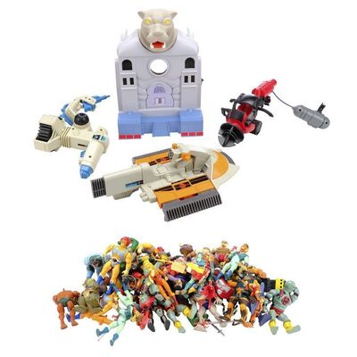 Lot # 69: Adam Goldberg's (as played by Sean Giambrone) ThunderCats Toys