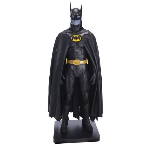 Lot #33 - Batman's (Michael Keaton) Batsuit on Display ### BATMAN RETURNS (1992)
