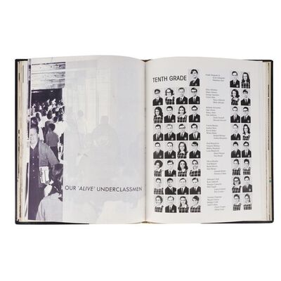 Lot #99 - Frank Abagnale, Jr.'s (Leonardo DiCaprio) Screen-Matched 1963 Yearbook ### CATCH ME IF YOU CAN (2002)