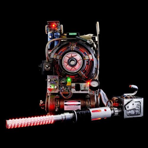Lot #179 - Light-Up Hero V-2 Style Proton Pack ### GHOSTBUSTERS (2016)