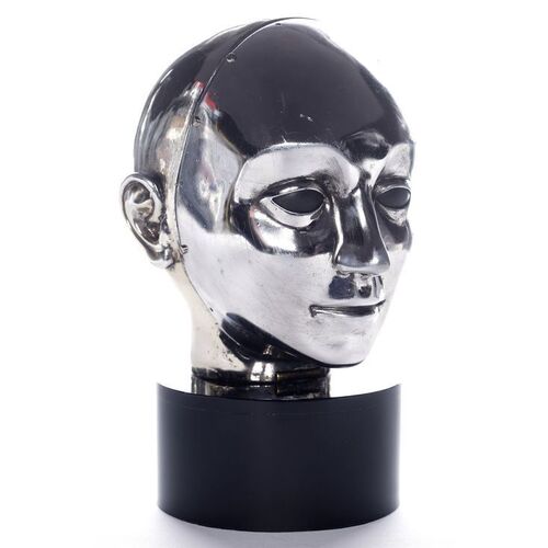 Lot #217 - Automaton Head on Display ### HUGO (2011)