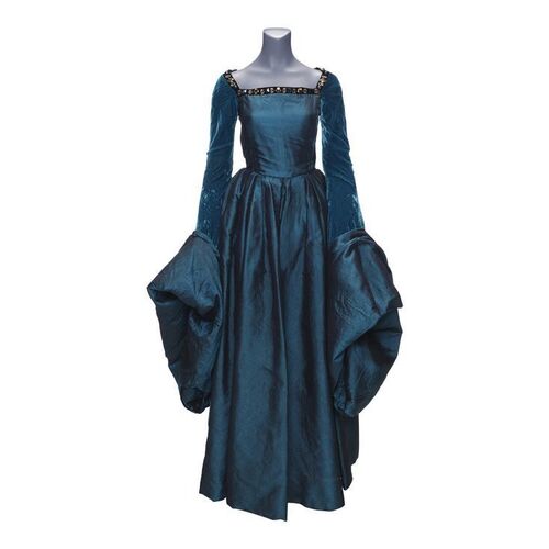 Lot #312 - Anne Boleyn's (Natalie Portman) Screen-Matched Costume ### OTHER BOLEYN GIRL, THE (2008)