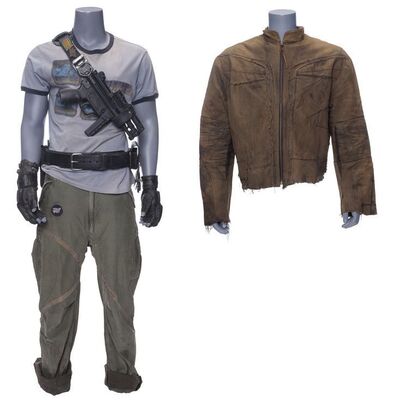 Lot #340 - Jayne Cobb's (Adam Baldwin) Costume with Screen-Matched Jacket ### SERENITY (2005)
