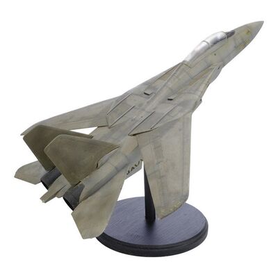 Lot #485 - Pete "Maverick" Mitchell's (Tom Cruise) F-14A Tomcat Model Miniature ### TOP GUN (1986)