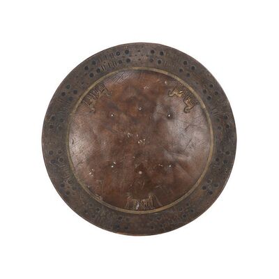 Lot #490 - Paris' (Orlando Bloom) Shield ### TROY (2004)