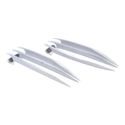 Lot #520 - Wolverine's (Hugh Jackman) Stunt Claws ### X2: X-MEN UNITED (2003)