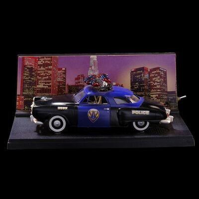 Lot #588 - Light-Up Police Car Model Miniature Display ### BATMAN FOREVER (1995)/BATMAN & ROBIN (1997)