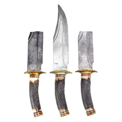 Lot #666 - Set of 3 The Wolf's (Bad Bunny) Stunt Knives ### BULLET TRAIN (2022)