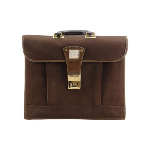 Lot #677 - Frank Abagnale, Jr.'s (Leonardo DiCaprio) Satchel ### CATCH ME IF YOU CAN (2002)