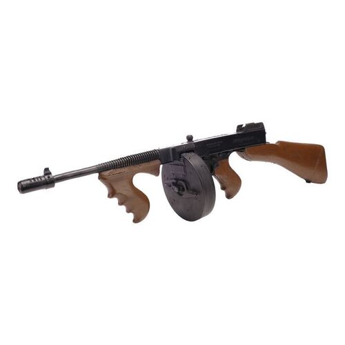 Lot #735 - Stunt Thompson Submachine Gun ### DICK TRACY (1990)