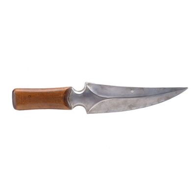 Lot #744 - Gurney Halleck's (P.H. Moriarty) Dagger and Sheath ### DUNE (2000)