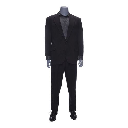 Lot #751 - The Man/Satan's (Gabriel Byrne) Costume ### END OF DAYS (1999)