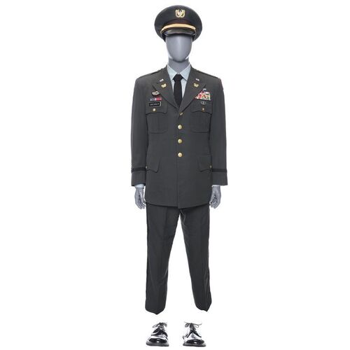 Lot #802 - Paul Brenner's (John Travolta) Army Dress Uniform ### GENERAL'S DAUGHTER, THE (1999)
