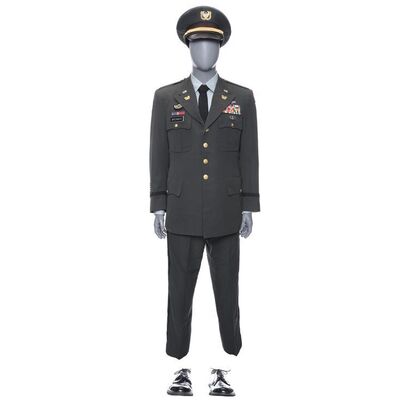 Lot #802 - Paul Brenner's (John Travolta) Army Dress Uniform ### GENERAL'S DAUGHTER, THE (1999)