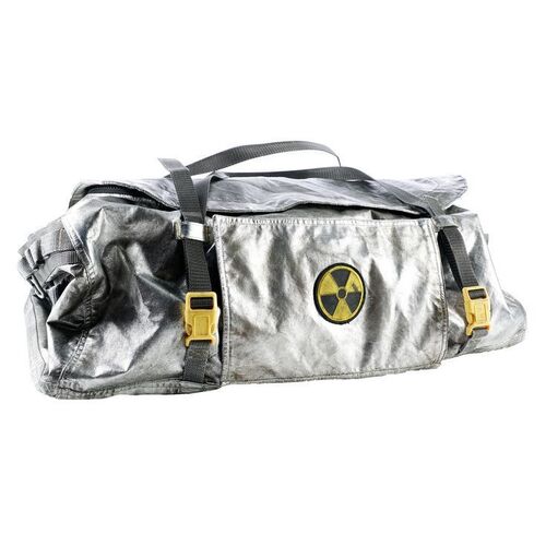 Lot #827 - Dr. Jillian Holtzmann's Equipment Bag ### GHOSTBUSTERS (2016)