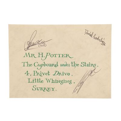 Lot #887 - Cast-Autographed Hogwarts Acceptance Envelope ### HARRY POTTER AND THE SORCERER'S STONE (2001)