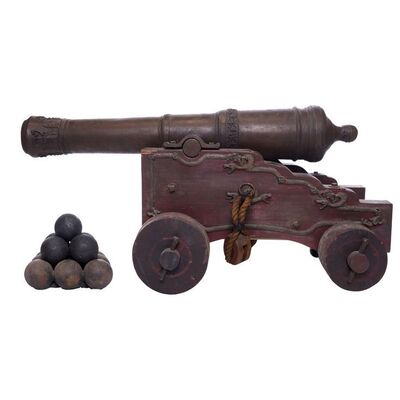 Lot #902 - Cannon and Cannon Balls From Hook's Ship ### HOOK (1991)