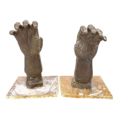 Lot #954 - Pair of Sculpted Hand Castings ### KING KONG (1976)