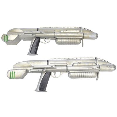 Lot #1014 - Pair of Fin Blasters ### MEN IN BLACK II (2002)