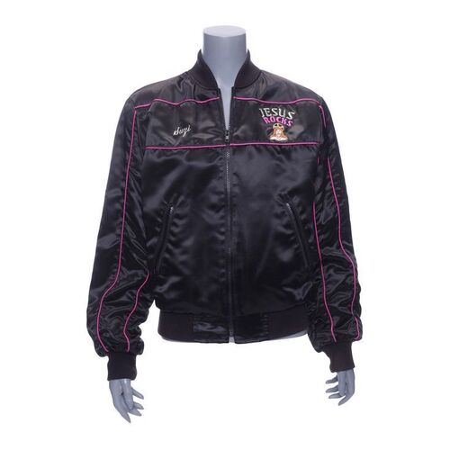 Lot #1034 - Jane Smith's (Angelina Jolie) "Jesus Rocks" Jacket ### MR. & MRS. SMITH (2005)