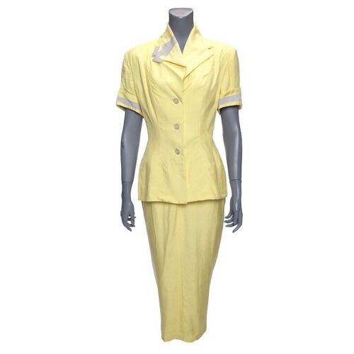 Lot #1114 - Betty Parker's (Joan Allen) Costume ### PLEASANTVILLE (1998)