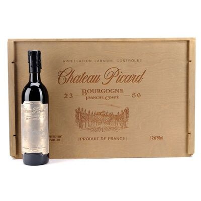 Lot #1258 - Chateau Picard Bourgogne Wine Crate and Bottle ### STAR TREK: PICARD (TV SERIES, 2020-2023)