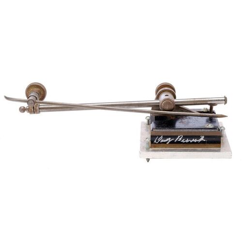 Lot #1322 - Doug Beswick-Autographed Medium Stop-Motion Surface Gauge ### VARIOUS PRODUCTIONS