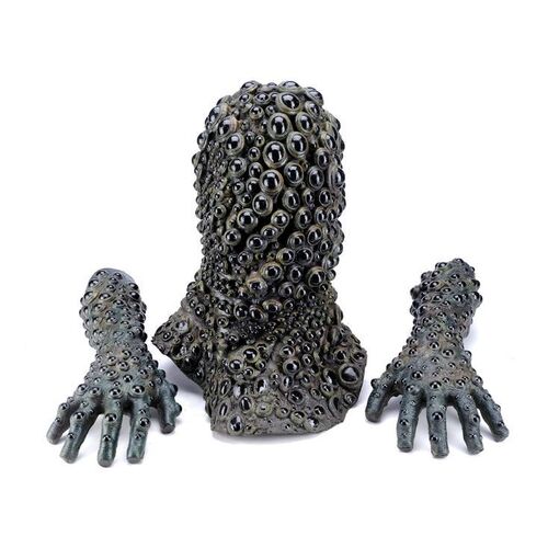 Lot #1384 - Eyes of the Adversary Mask and Arms ### SUICIDE SQUAD (2016)