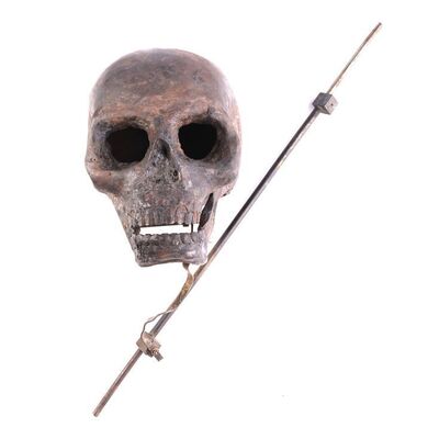 Lot #1397 - Lillith's (Angie Everheart) Metal Pyro Skull ### TALES FROM THE CRYPT PRESENTS: BORDELLO OF BLOOD (1996)