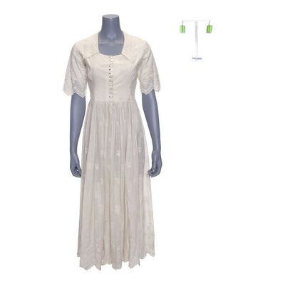 Lot #1436 - Lauren Garland's (Natascha McElhone) Dress and Earrings ### TRUMAN SHOW, THE (1998)