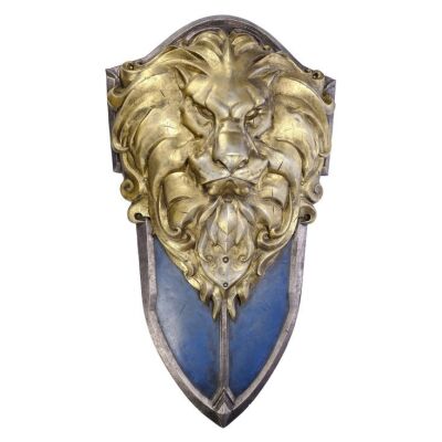 Lot #1472 - WARCRAFT (2016) - Alliance Gold Lion Shield