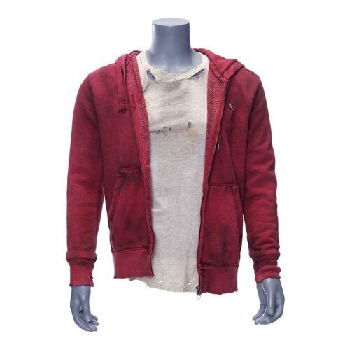 Lot #1481 - R's Distressed Hoodie and T-Shirt ### WARM BODIES (2013)