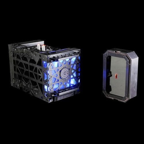 Lot # 17: Scopuli Ship Light-up Martian Beacon and Ship Corridor Magnetic Light