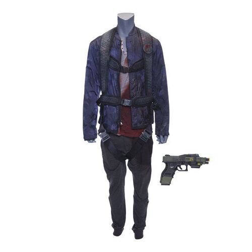 Lot # 109: Cotyar Ghazi's (Nick E. Tarabay) Bloody Guanshiyin Ship Costume and Pistol
