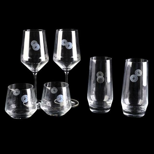 Lot # 199: Luna Cabernet, Tall Water, and Short Rocks Glassware