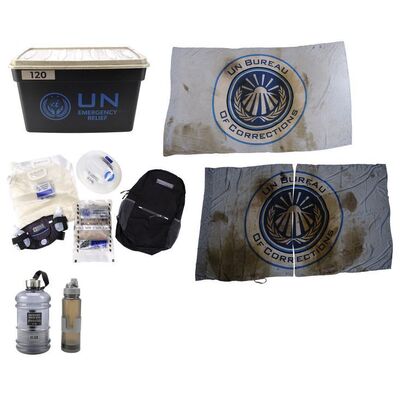 Lot # 216: UN Emergency Rations with UN Flag