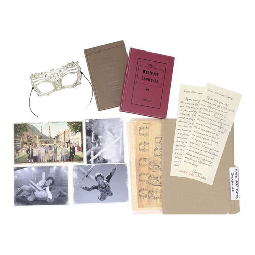 Lot # 13: A Series of Unfortunate Events (TV Series) - Aunt Josephine's Accessories