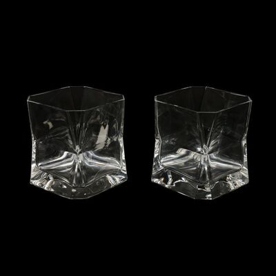 Lot #74: BLADE RUNNER (1982) - Editor Terry Rawlings' Pair of Deckard (Harrison Ford) Apartment Glass Whiskey Tumblers