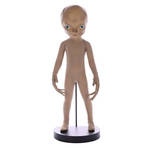 Lot #107: CLOSE ENCOUNTERS OF THE THIRD KIND (1977) - Alien Creature Display