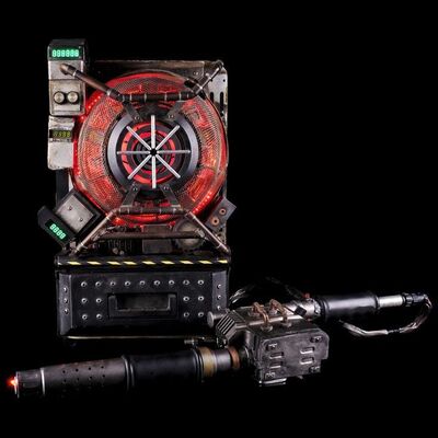 Lot #155: GHOSTBUSTERS (2016) - V-3 Light-up Proton Pack and Wand
