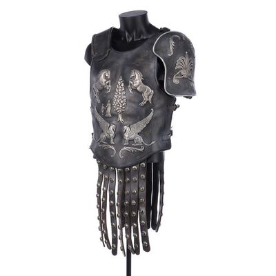 Lot #157: GLADIATOR (2000) - Maximus Decimus Meridius' (Russell Crowe) Arena Armour