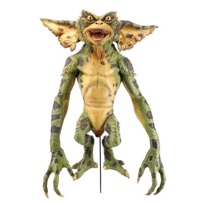 Lot #172: GREMLINS 2: THE NEW BATCH (1990) - Green Full-body Gremlin Puppet